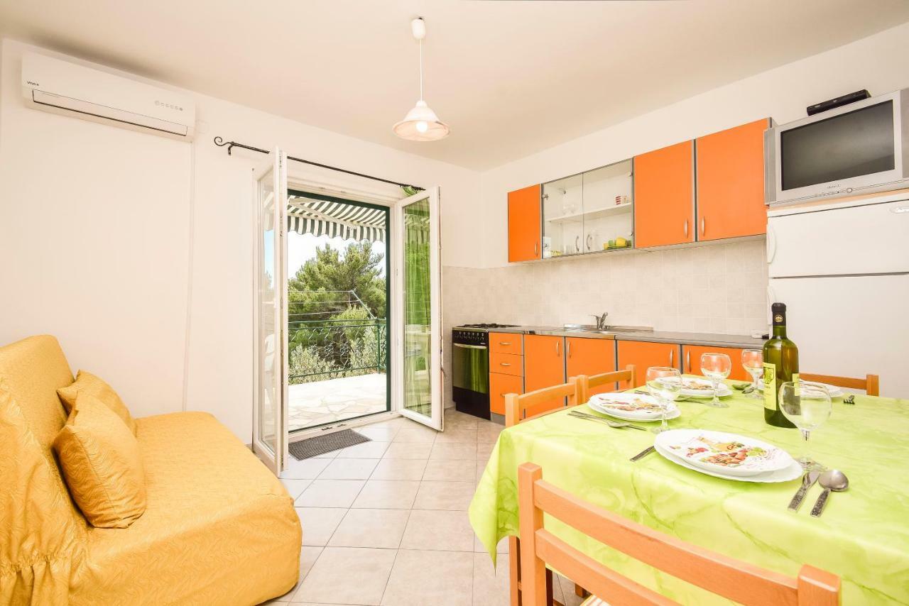 ז'אבוריץ' Apartments Zoricic מראה חיצוני תמונה