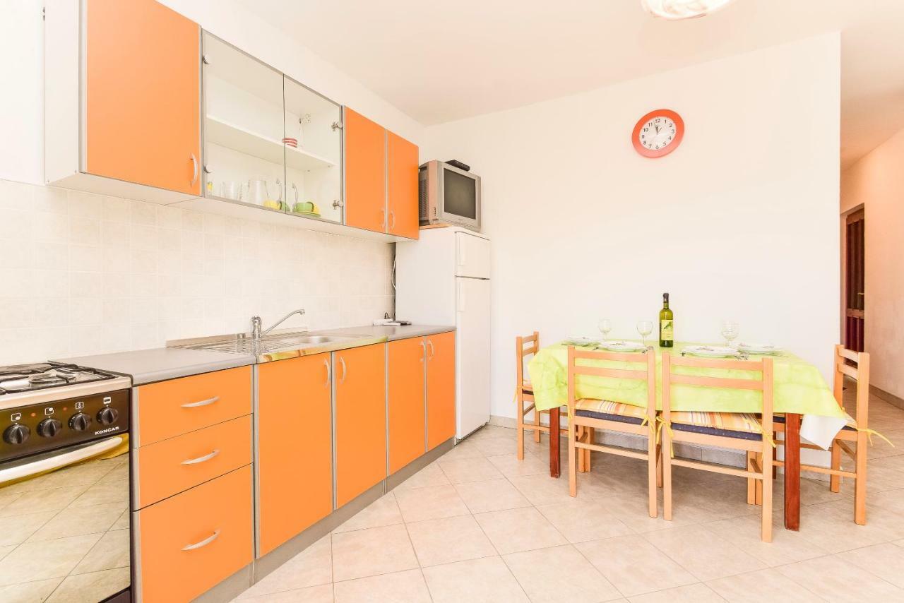ז'אבוריץ' Apartments Zoricic מראה חיצוני תמונה
