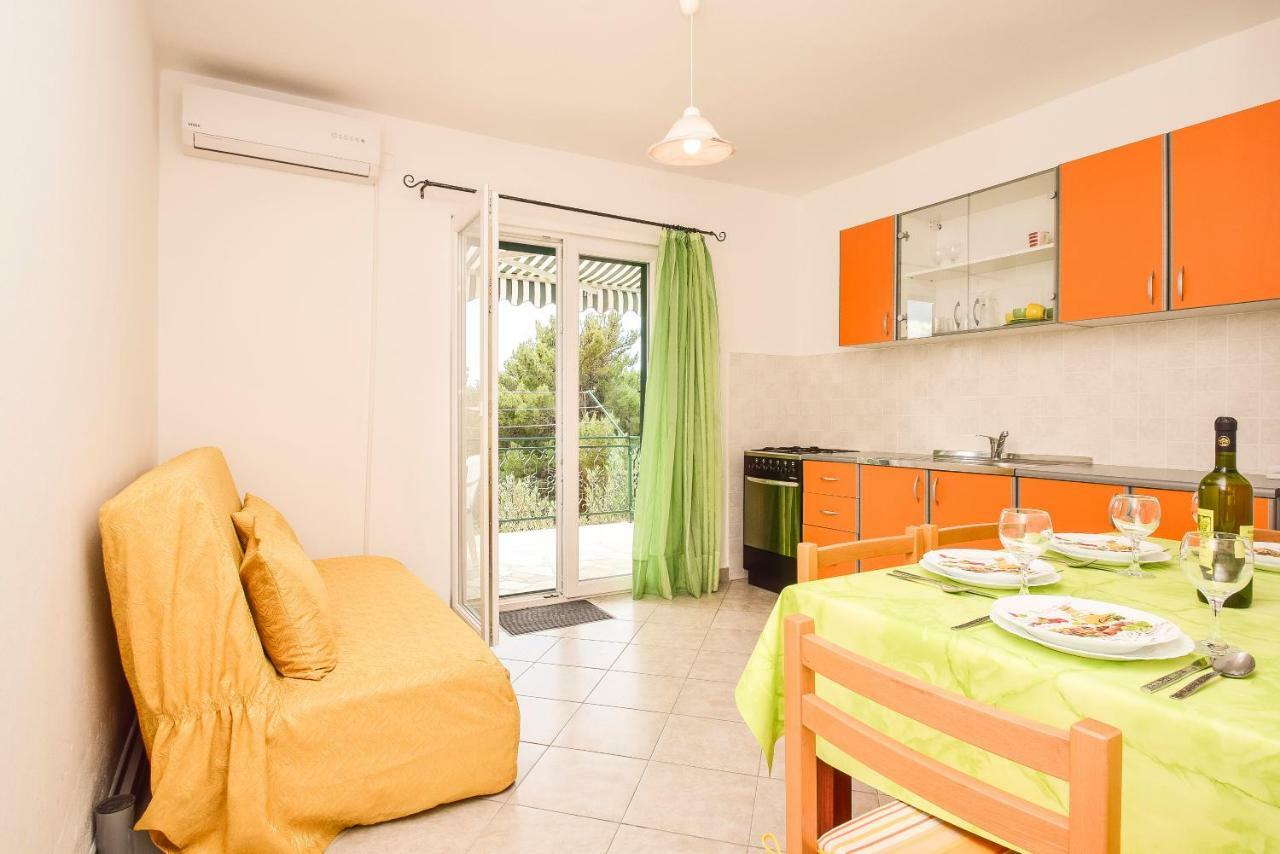 ז'אבוריץ' Apartments Zoricic מראה חיצוני תמונה