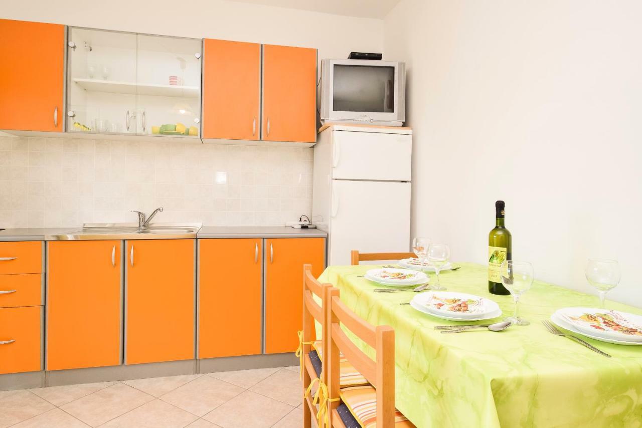 ז'אבוריץ' Apartments Zoricic מראה חיצוני תמונה