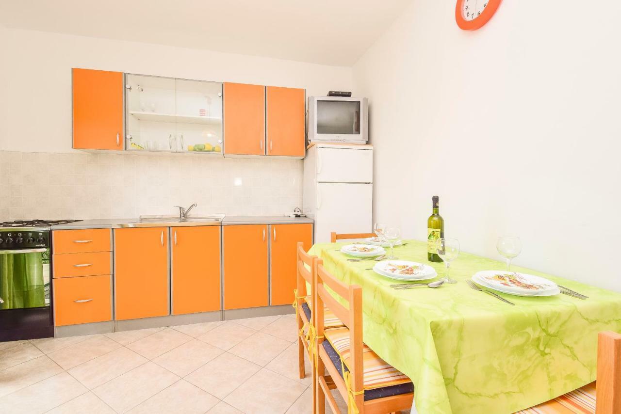 ז'אבוריץ' Apartments Zoricic מראה חיצוני תמונה